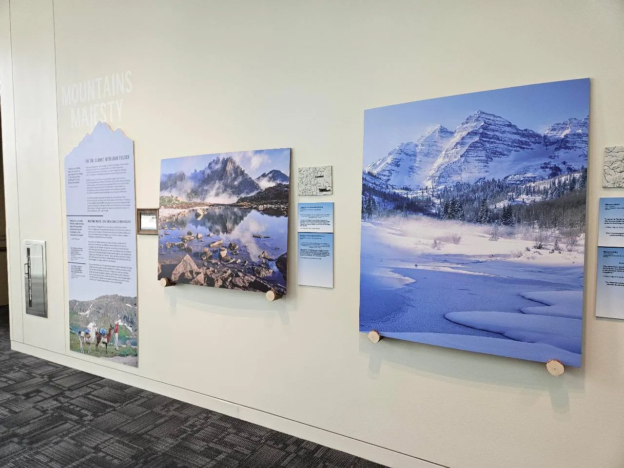 Displayed Colorado 3D topographic locator map with photo labels